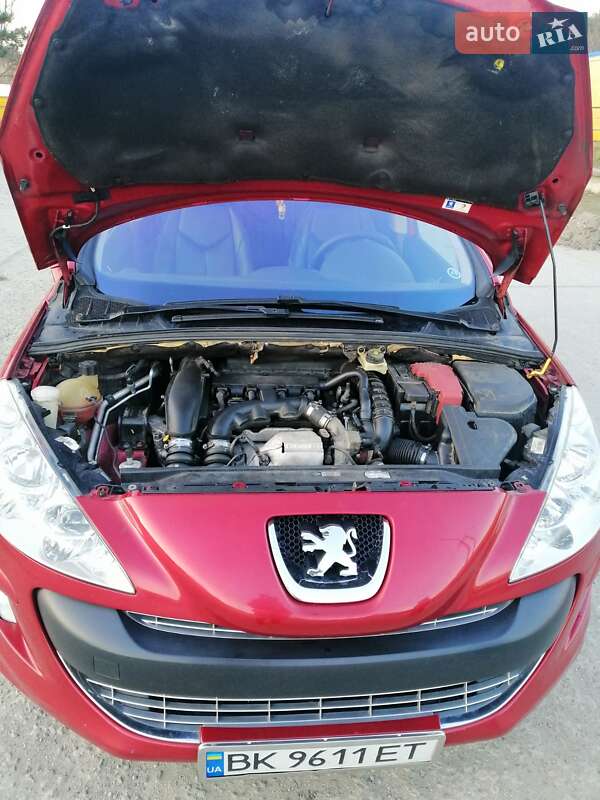 Универсал Peugeot 308 2008 в Ровно