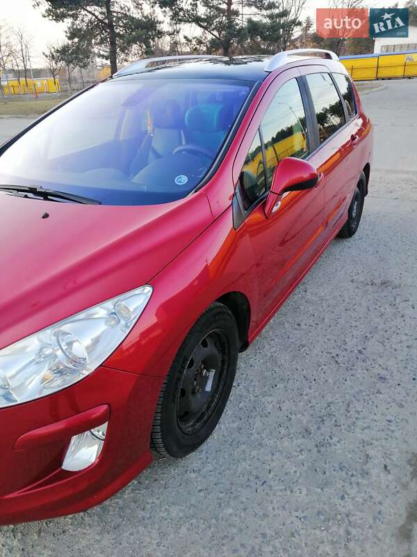 Универсал Peugeot 308 2008 в Ровно