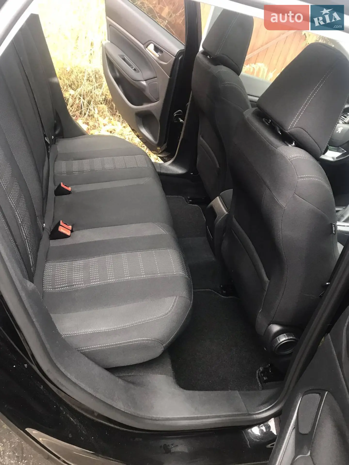 Peugeot 308 2015 VIN VF3LCBHZHFS289913 фото оголошення 16 з 31