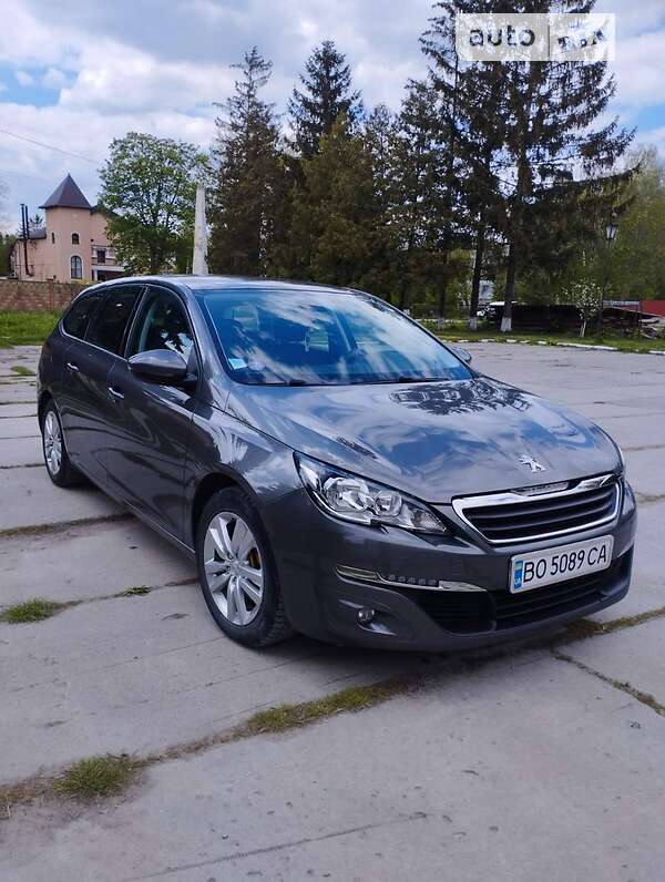 Peugeot 308 2016