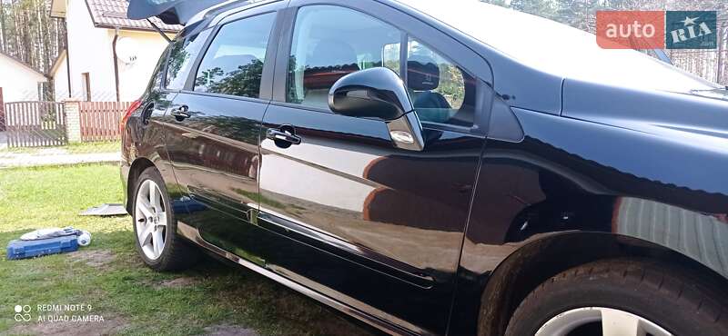 Универсал Peugeot 308 2009 в Маневичах