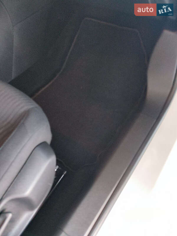 Універсал Peugeot 308 2015 в Києві