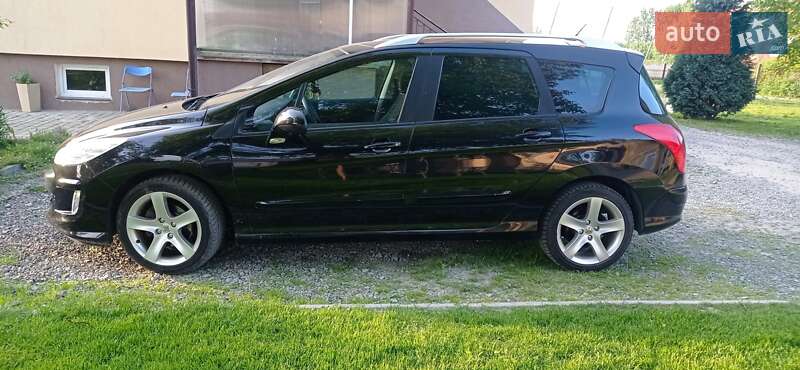 Универсал Peugeot 308 2009 в Маневичах