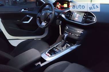 Універсал Peugeot 308 2014 в 