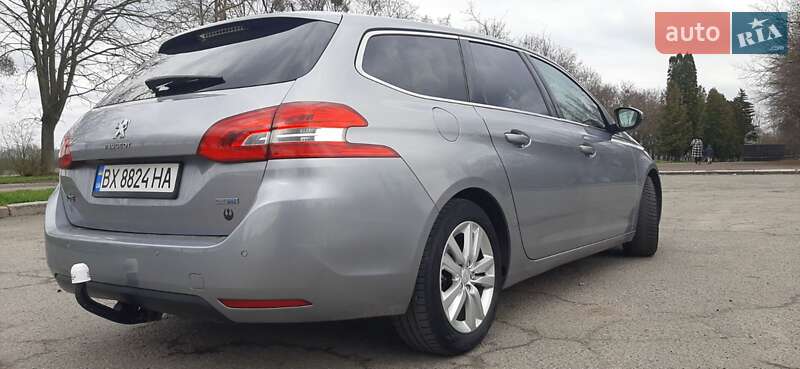 Универсал Peugeot 308 2014 в Луцке