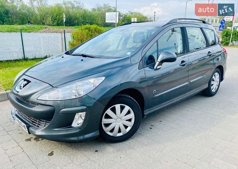 Универсал Peugeot 308 2011 в Киеве