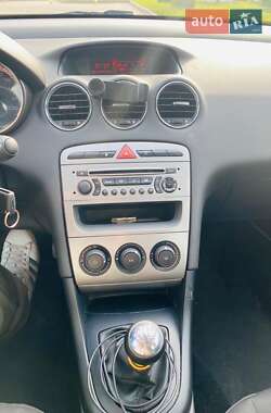 Универсал Peugeot 308 2011 в Киеве