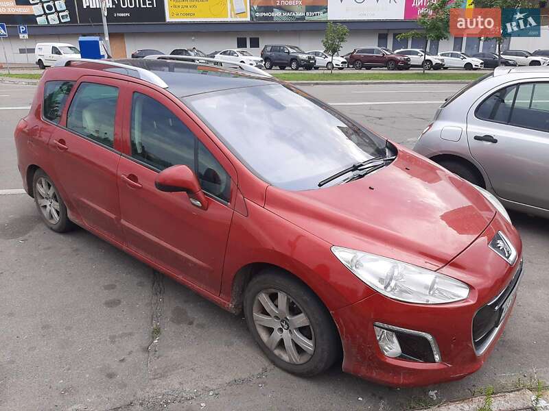 Peugeot 308 2011