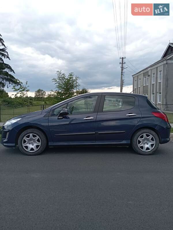 Хетчбек Peugeot 308 2009 в Івано-Франківську