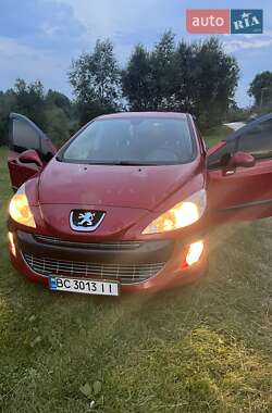 Хэтчбек Peugeot 308 2008 в 