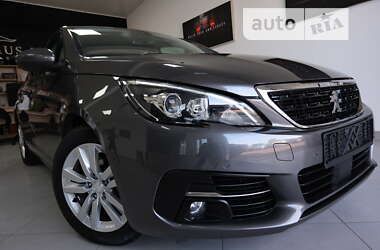 Хетчбек Peugeot 308 2020 в 
