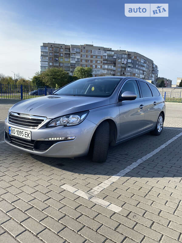 Peugeot 308 2015