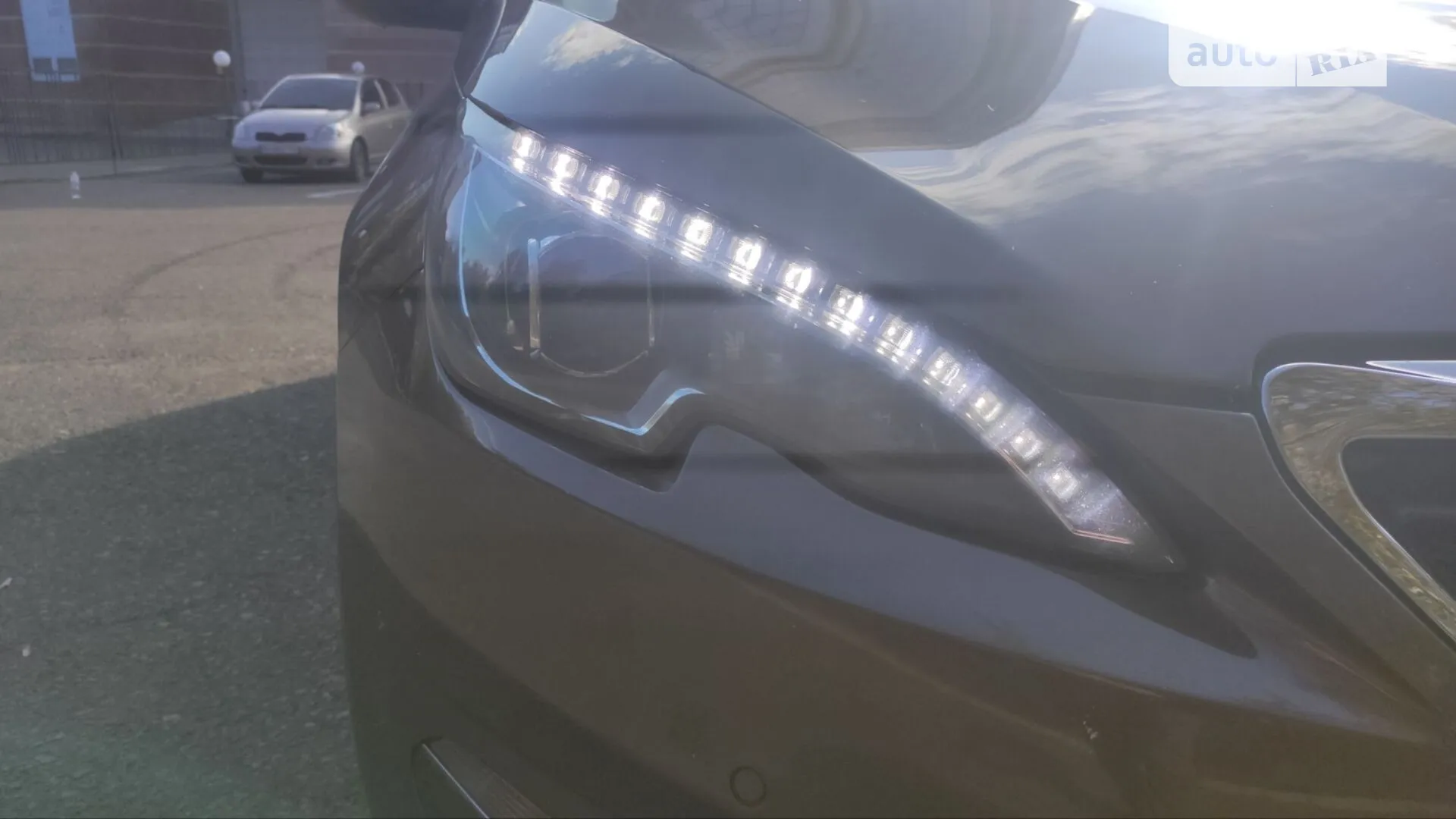 2015 Peugeot 308 - мініатюра 9