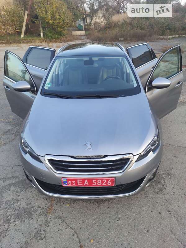 Універсал Peugeot 308 2015 в Решетилівці