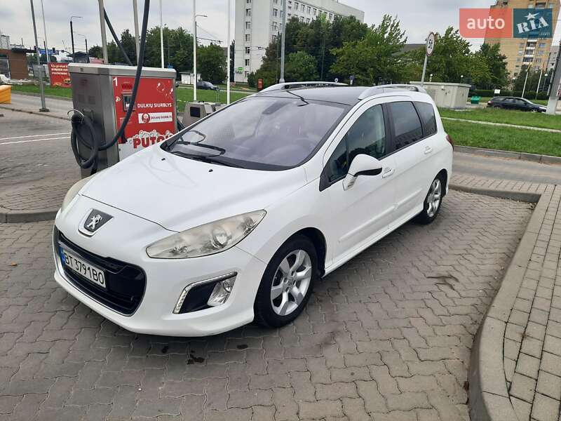 Универсал Peugeot 308 2012 в Луцке