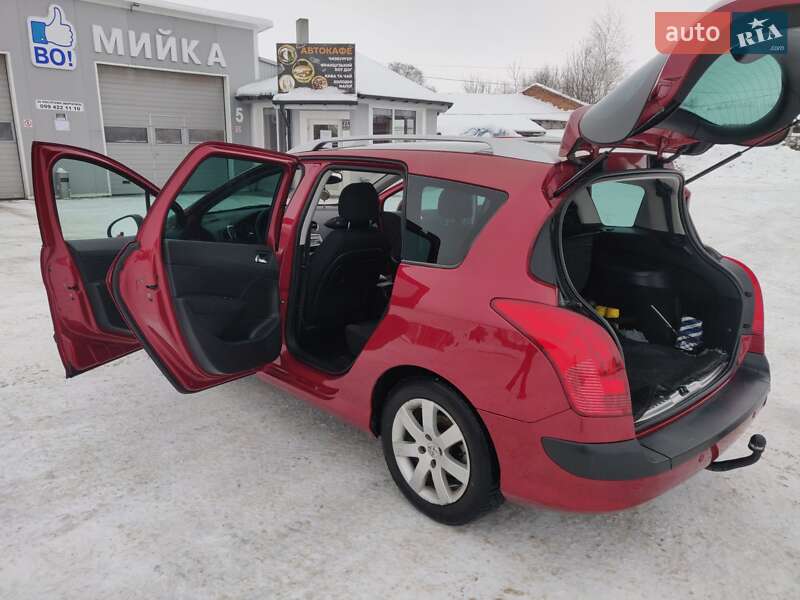 Универсал Peugeot 308 2009 в Нововолынске