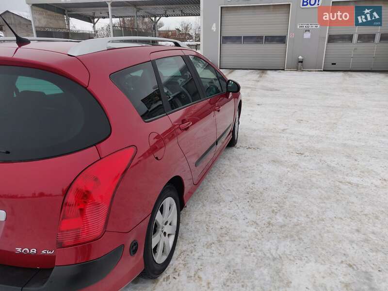 Универсал Peugeot 308 2009 в Нововолынске