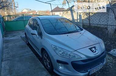 Хэтчбек Peugeot 308 2010 в Староконстантинове