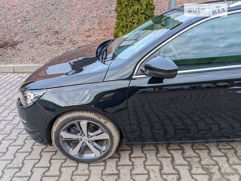 Універсал Peugeot 308 2014 в Рівному