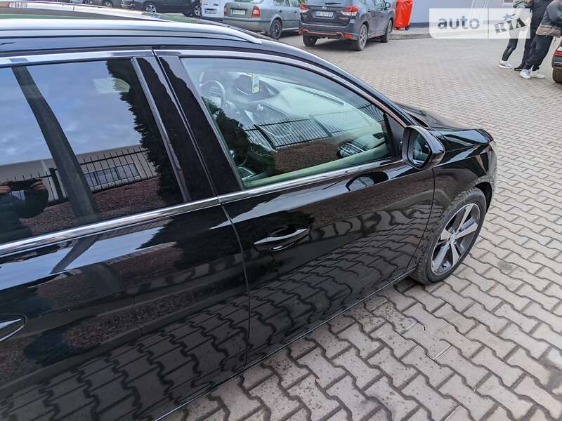 Універсал Peugeot 308 2014 в Рівному