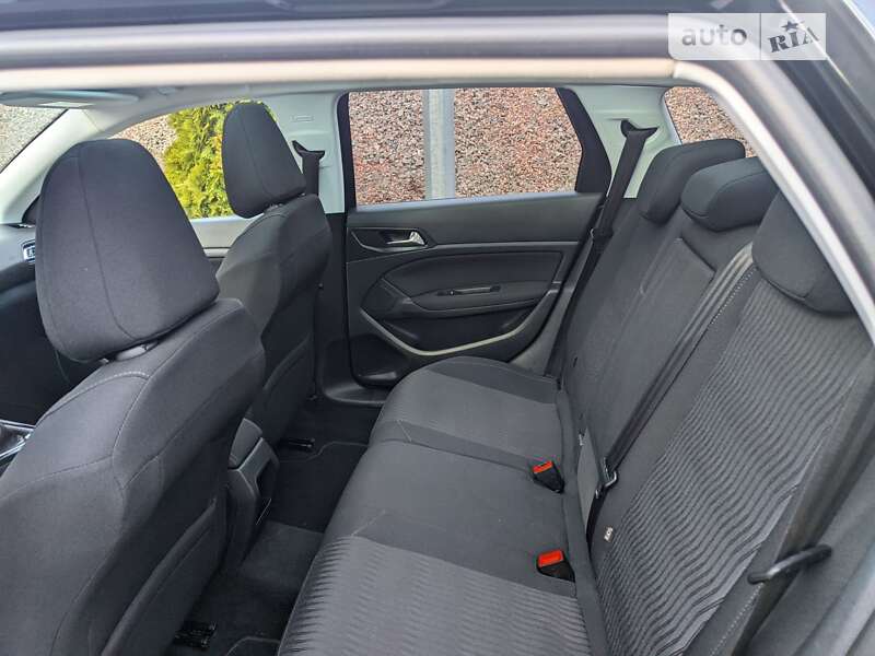 Універсал Peugeot 308 2014 в Рівному