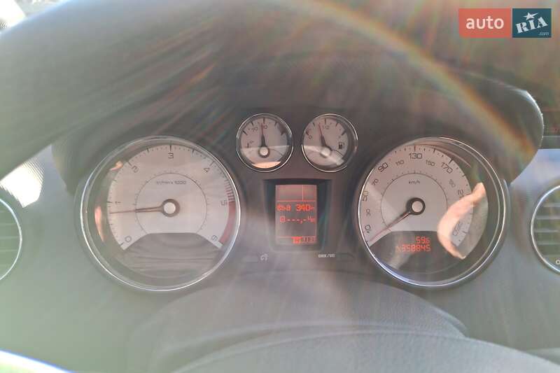 Універсал Peugeot 308 2011 в Києві