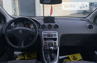 Хэтчбек Peugeot 308 2012 в Ивано-Франковске