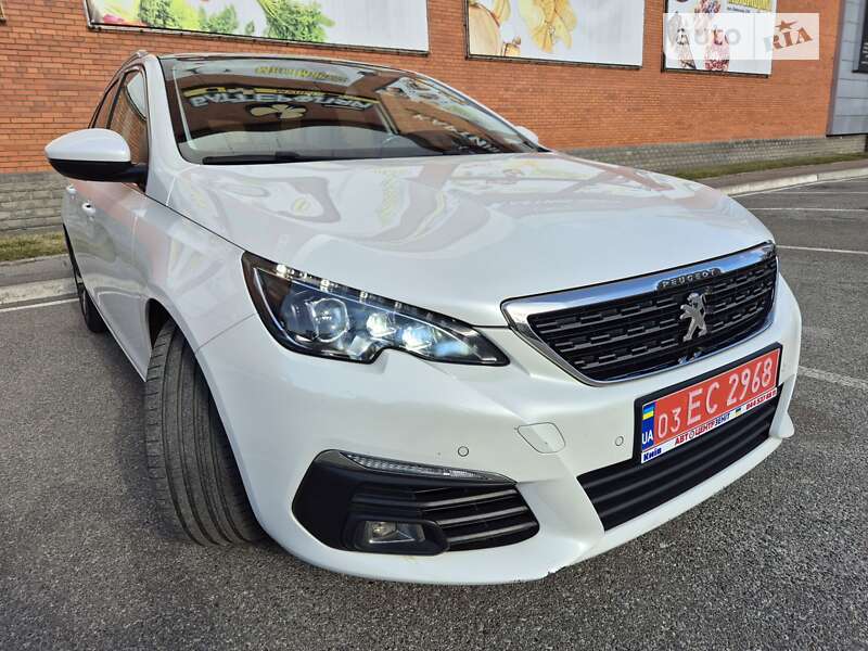 Універсал Peugeot 308 2017 в Києві