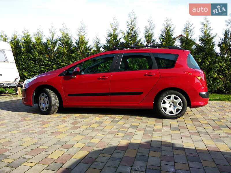 Універсал Peugeot 308 2010 в Дубні