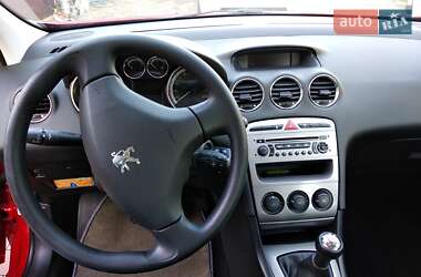 Универсал Peugeot 308 2010 в 