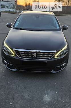 Универсал Peugeot 308 2018 в Львове