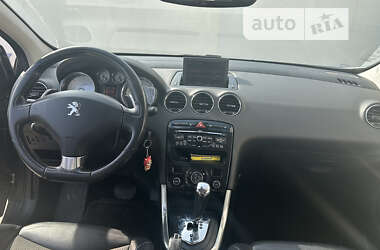 Хэтчбек Peugeot 308 2012 в Львове