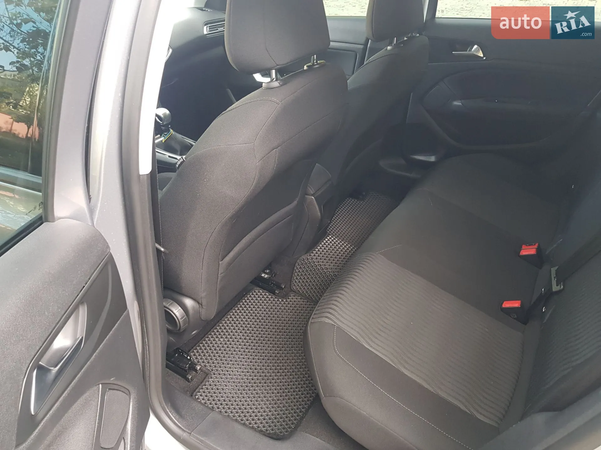 2016 Peugeot 308 - мініатюра 8