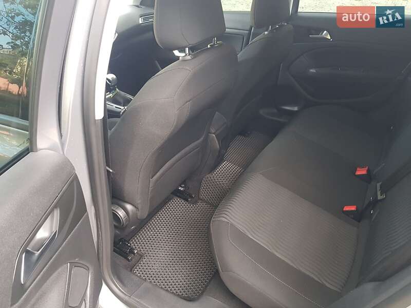 Універсал Peugeot 308 2016 в Миколаєві