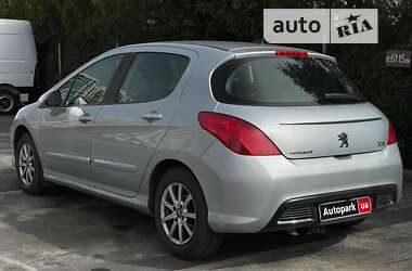 Хэтчбек Peugeot 308 2010 в Львове