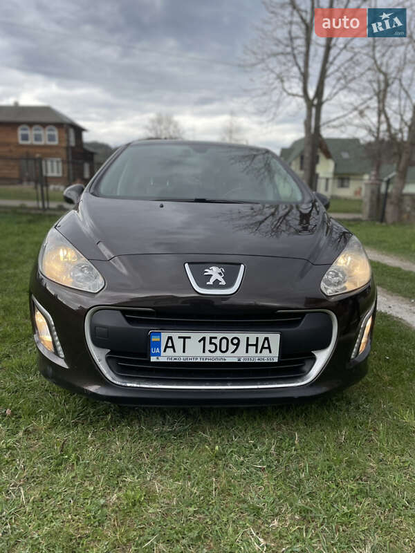 Хэтчбек Peugeot 308 2011 в Коломые