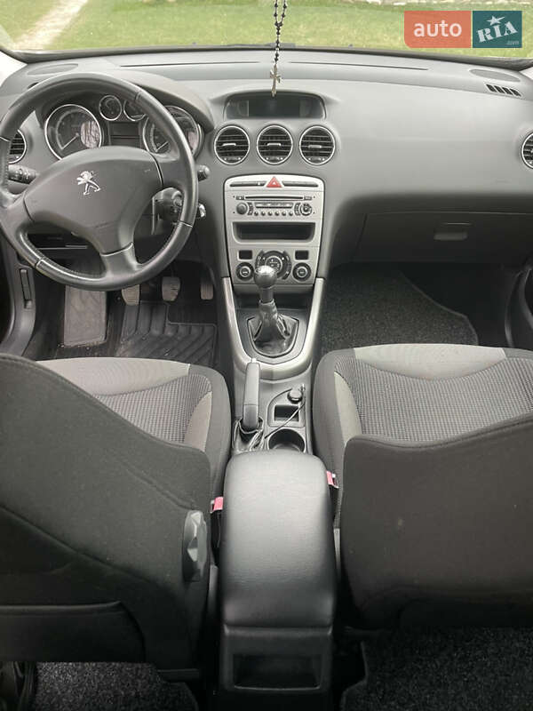 Хэтчбек Peugeot 308 2011 в Коломые