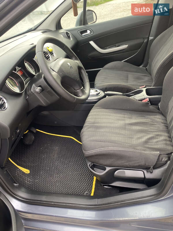 Хэтчбек Peugeot 308 2010 в Львове фото 13 Хэтчбек Peugeot 308 2010 в Львове