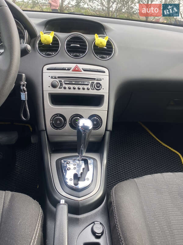 Хэтчбек Peugeot 308 2010 в Львове фото 15 Хэтчбек Peugeot 308 2010 в Львове