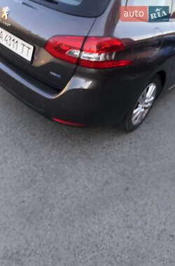 Универсал Peugeot 308 2015 в 