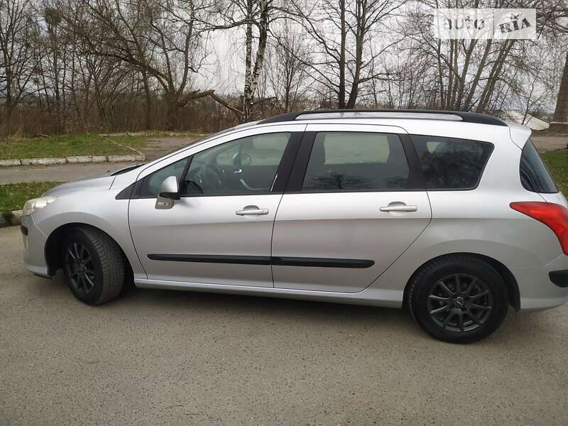 Универсал Peugeot 308 2009 в Золочеве