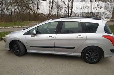 Универсал Peugeot 308 2009 в Золочеве