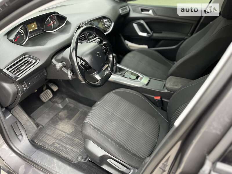 Универсал Peugeot 308 2016 в Днепре