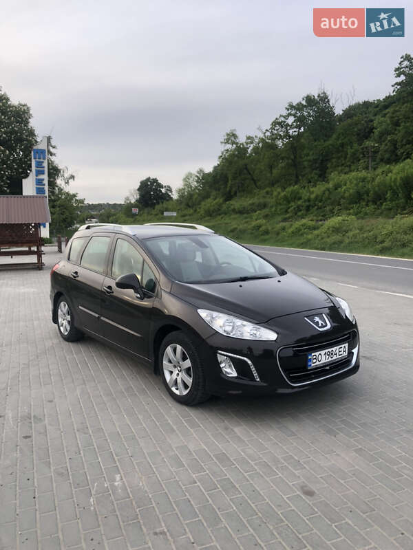 Peugeot 308 2012