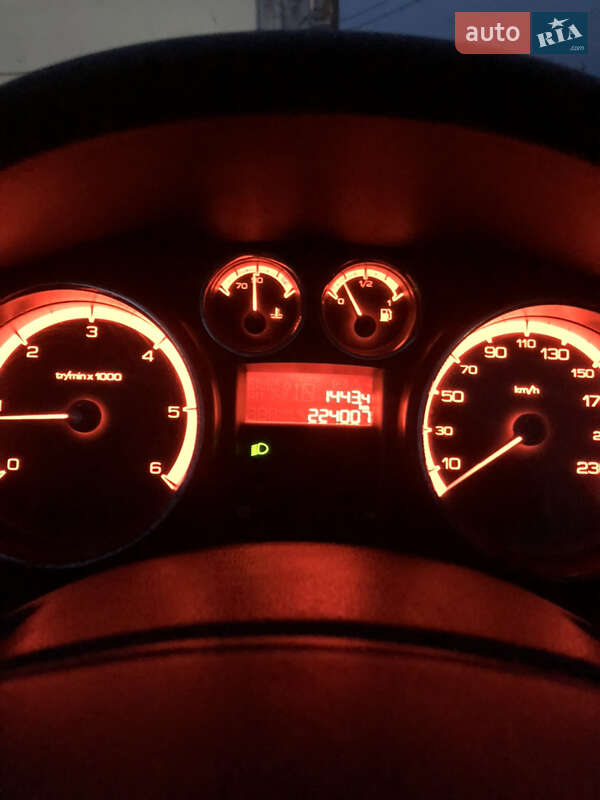 Универсал Peugeot 308 2012 в Теребовле