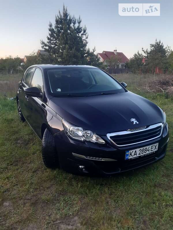 Хэтчбек Peugeot 308 2015 в Киеве