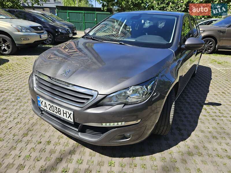 Универсал Peugeot 308 2016 в Киеве