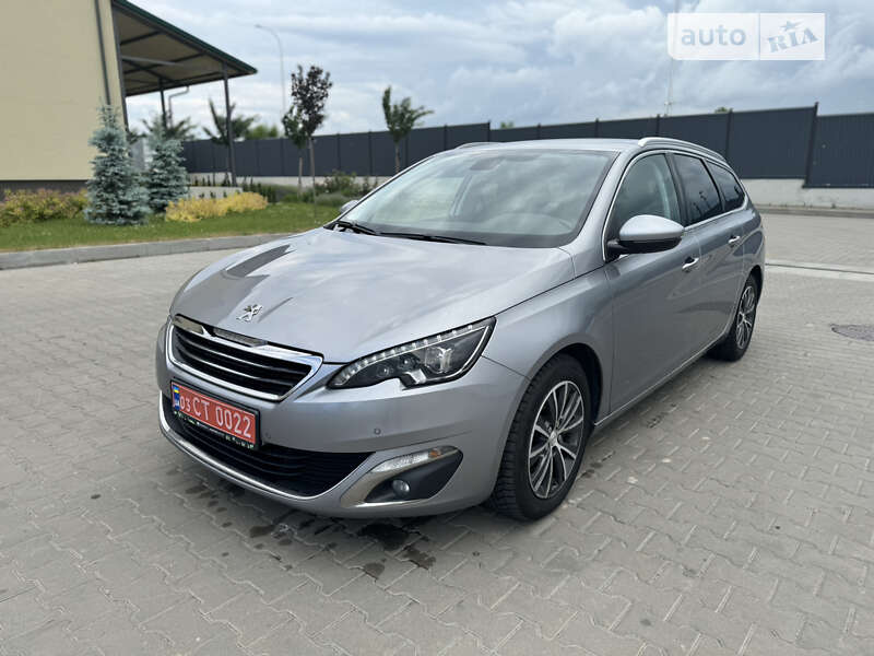 Универсал Peugeot 308 2015 в Луцке