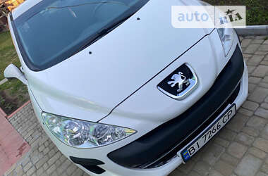 Хэтчбек Peugeot 308 2010 в Василькове