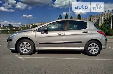 Хэтчбек Peugeot 308 2007 в Ивано-Франковске